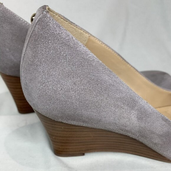Naturalizer Grey Faux Suede Shoes Size 5 - Picture 7 of 9